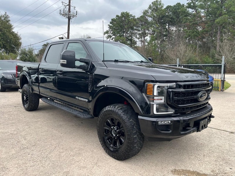 Ford Super Duty F-250 SRW Vehicle Full-screen Gallery Image 04