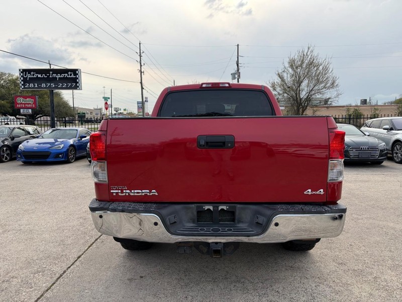 Toyota Tundra 4WD Truck Vehicle Full-screen Gallery Image 07