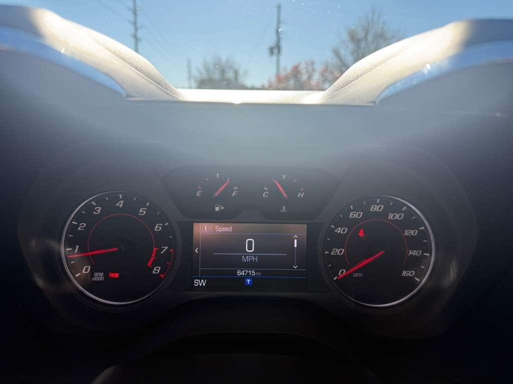 Chevrolet Camaro Vehicle Full-screen Gallery Image 19