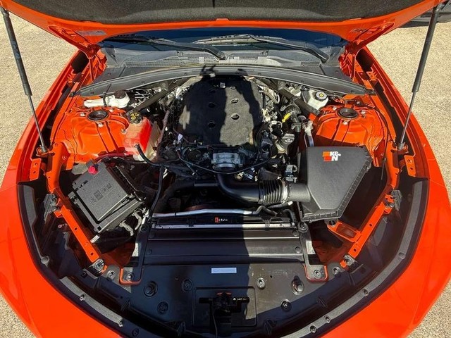 Chevrolet Camaro Vehicle Full-screen Gallery Image 26