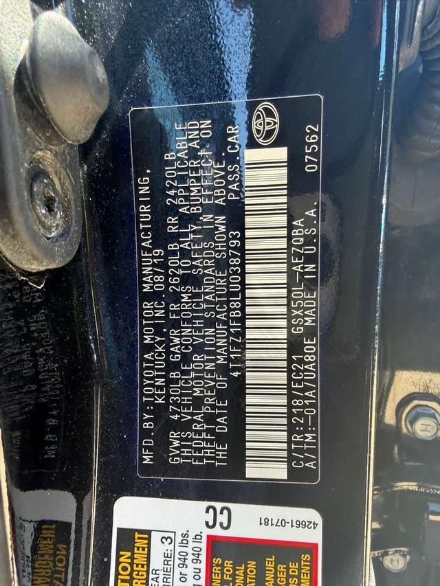 Toyota Avalon Vehicle Full-screen Gallery Image 27