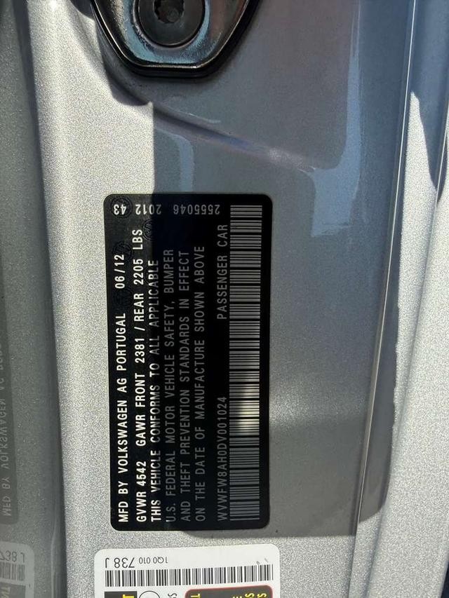 Volkswagen EOS Vehicle Full-screen Gallery Image 33