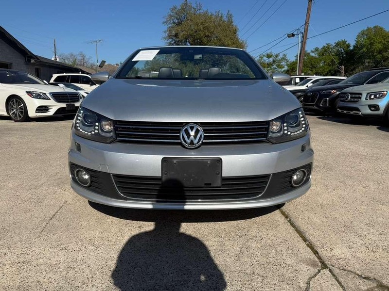 Volkswagen EOS Vehicle Full-screen Gallery Image 04