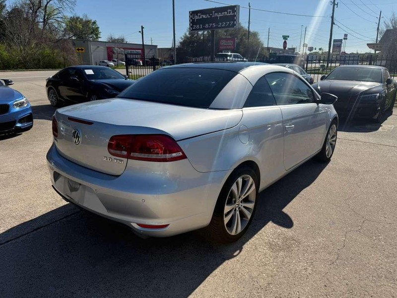 Volkswagen EOS Vehicle Full-screen Gallery Image 10