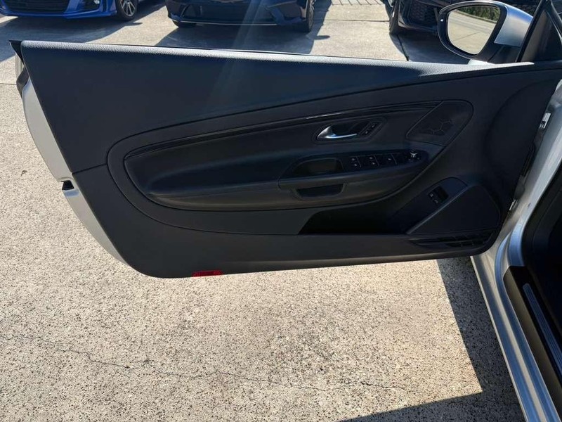 Volkswagen EOS Vehicle Full-screen Gallery Image 19