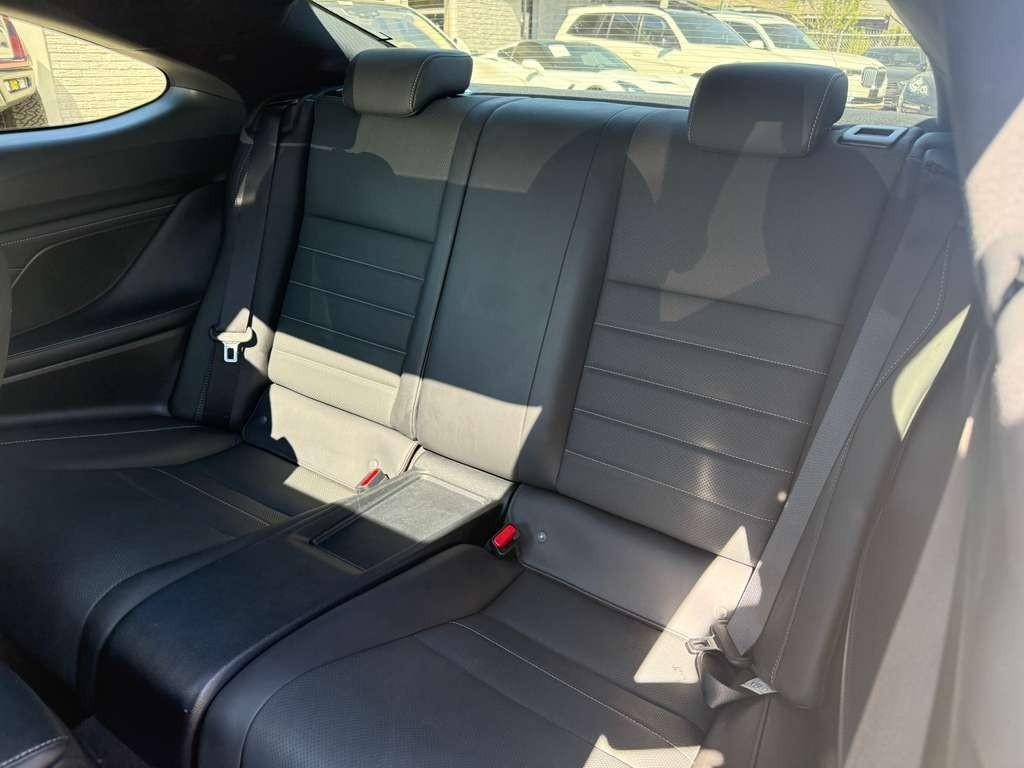 Lexus RC 300 Vehicle Full-screen Gallery Image 13