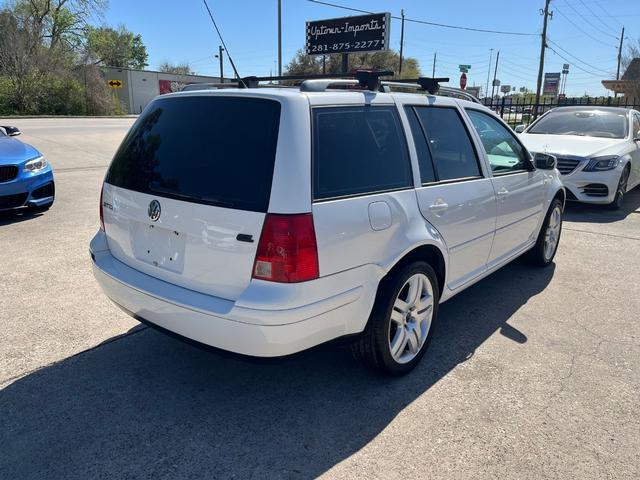 Volkswagen Jetta Wagon Vehicle Full-screen Gallery Image 06