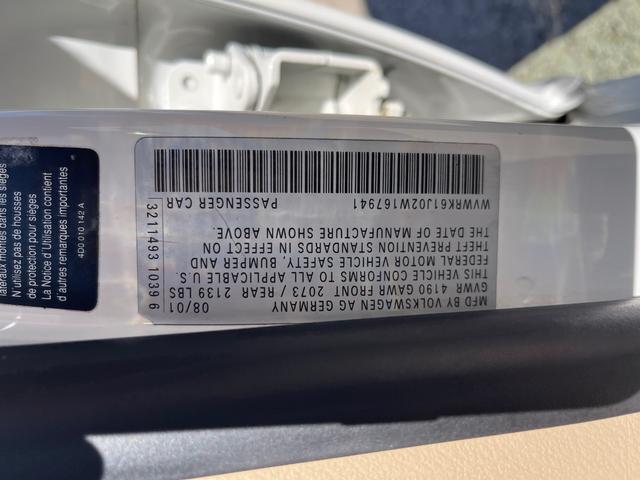 Volkswagen Jetta Wagon Vehicle Full-screen Gallery Image 24