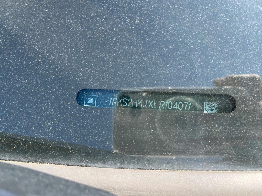 GMC Yukon XL Vehicle Full-screen Gallery Image 32