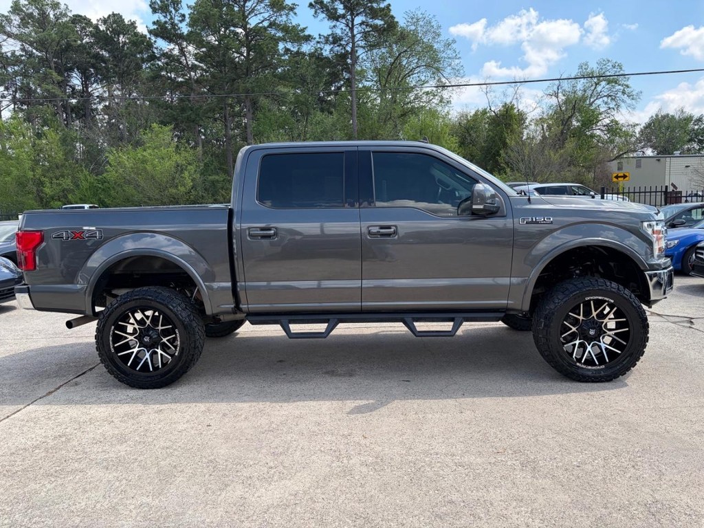 Ford F-150 Vehicle Full-screen Gallery Image 05