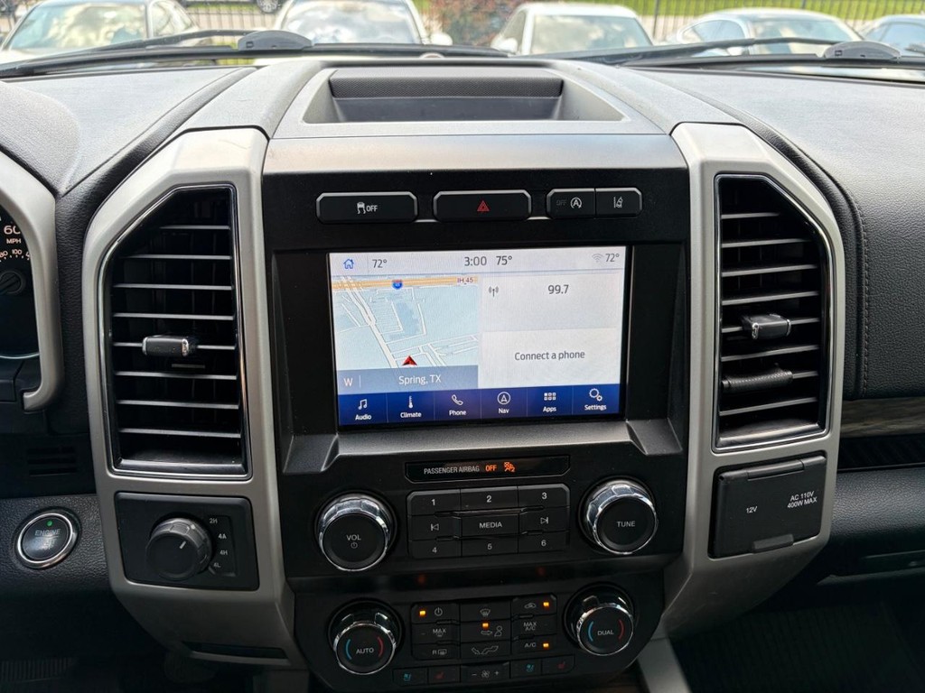 Ford F-150 Vehicle Full-screen Gallery Image 22