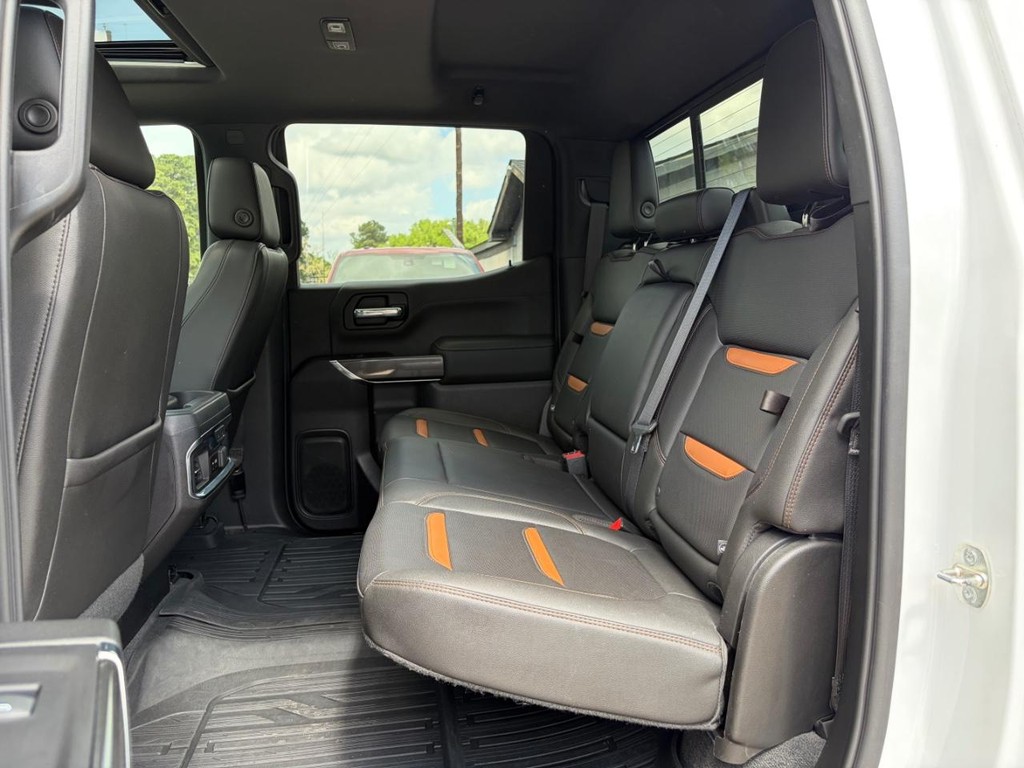 GMC Sierra 1500 Vehicle Full-screen Gallery Image 19