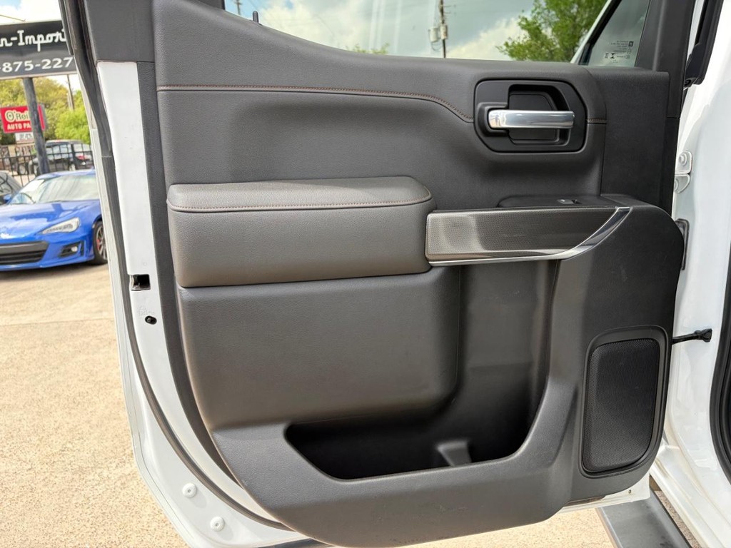 GMC Sierra 1500 Vehicle Full-screen Gallery Image 20