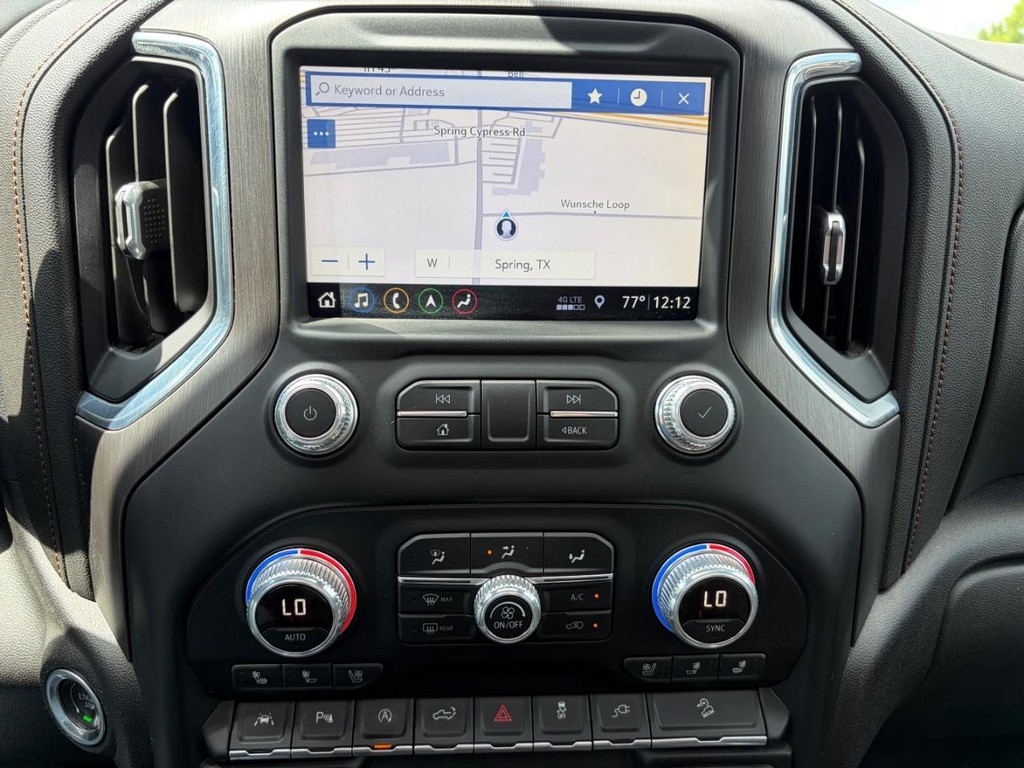 GMC Sierra 1500 Vehicle Full-screen Gallery Image 23