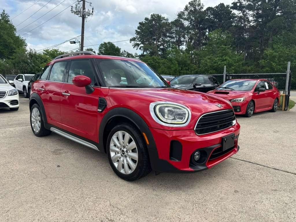 MINI Countryman Vehicle Full-screen Gallery Image 04