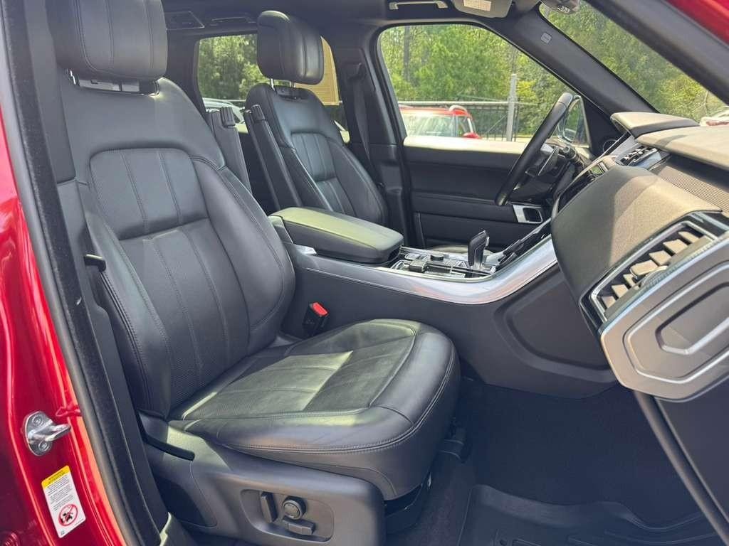 Land Rover Range Rover Sport Vehicle Full-screen Gallery Image 14