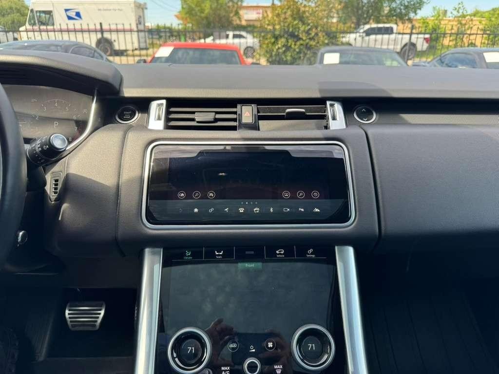 Land Rover Range Rover Sport Vehicle Full-screen Gallery Image 20