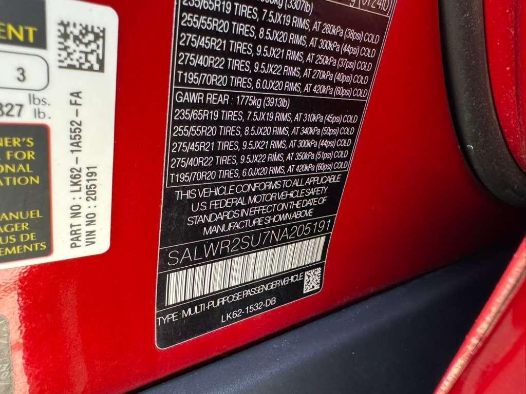 Land Rover Range Rover Sport Vehicle Full-screen Gallery Image 28