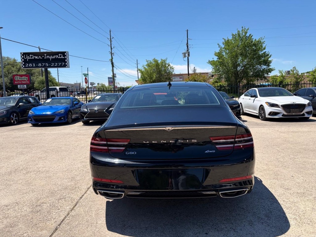 Genesis G80 Vehicle Full-screen Gallery Image 07