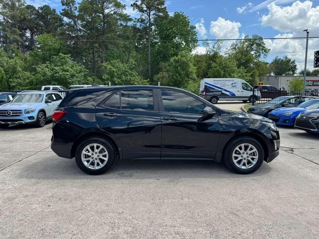 Chevrolet Equinox Vehicle Full-screen Gallery Image 05