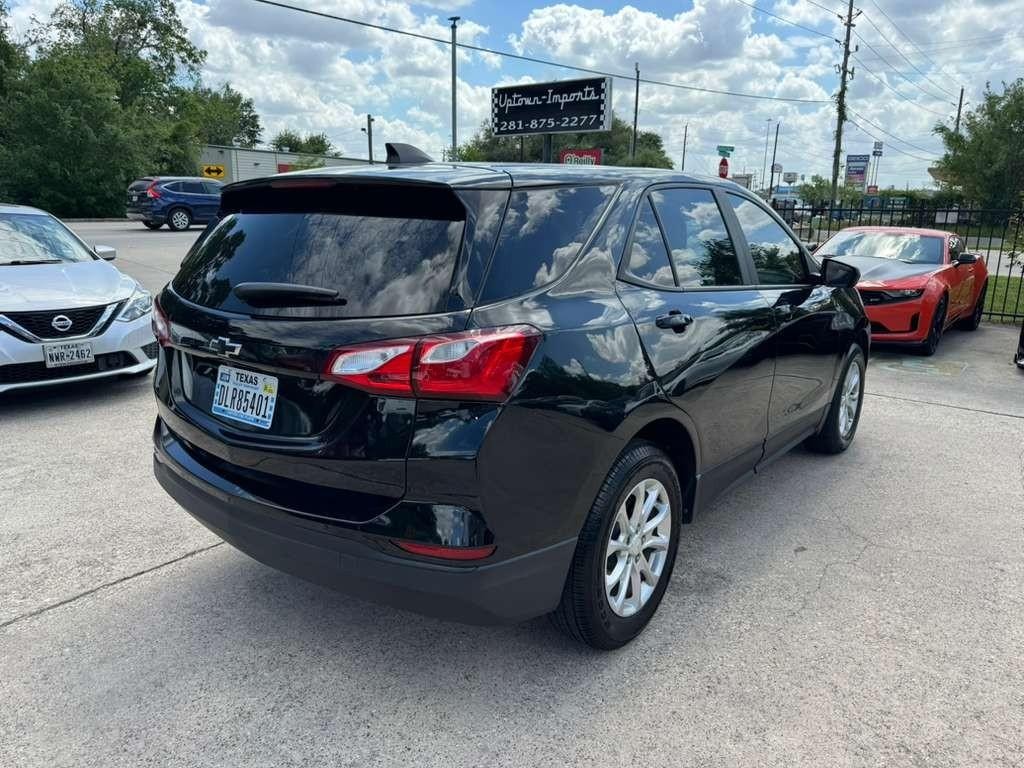 Chevrolet Equinox Vehicle Full-screen Gallery Image 06