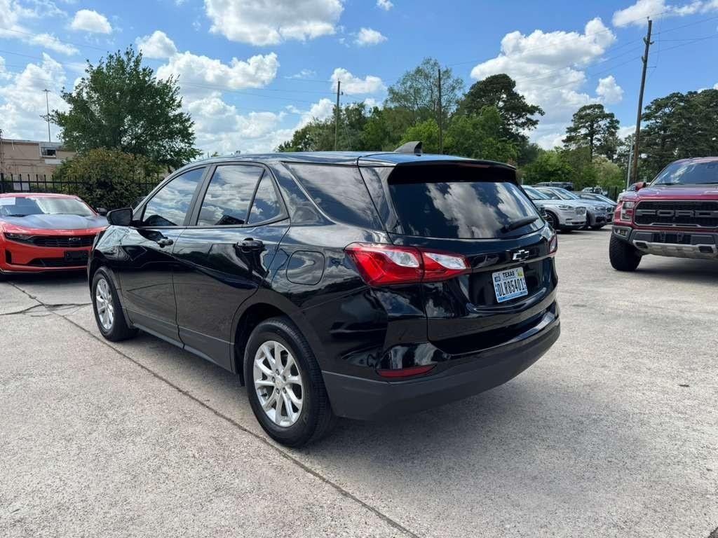 Chevrolet Equinox Vehicle Full-screen Gallery Image 08