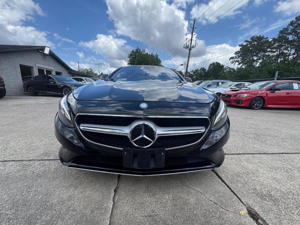 Mercedes-Benz S 550 Vehicle Full-screen Gallery Image 02