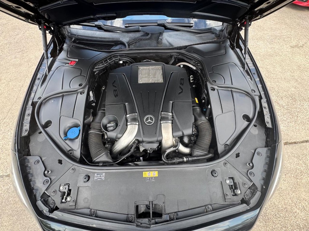 Mercedes-Benz S 550 Vehicle Full-screen Gallery Image 27