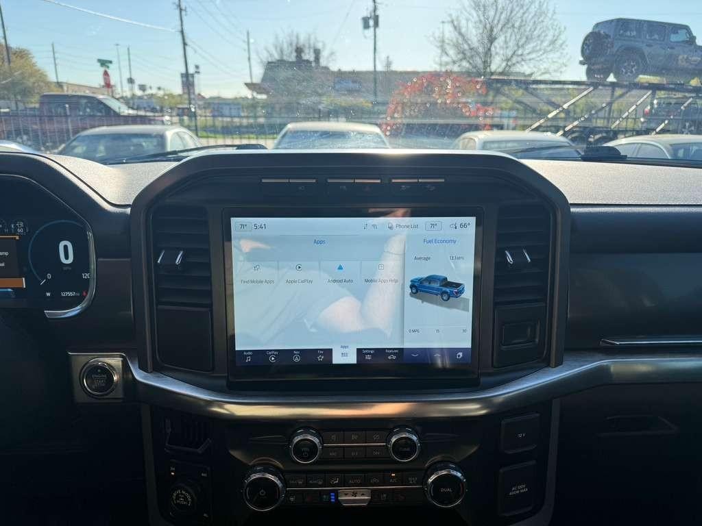 Ford F-150 Vehicle Full-screen Gallery Image 20