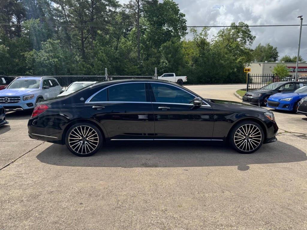 Mercedes-Benz S 450 Vehicle Full-screen Gallery Image 05