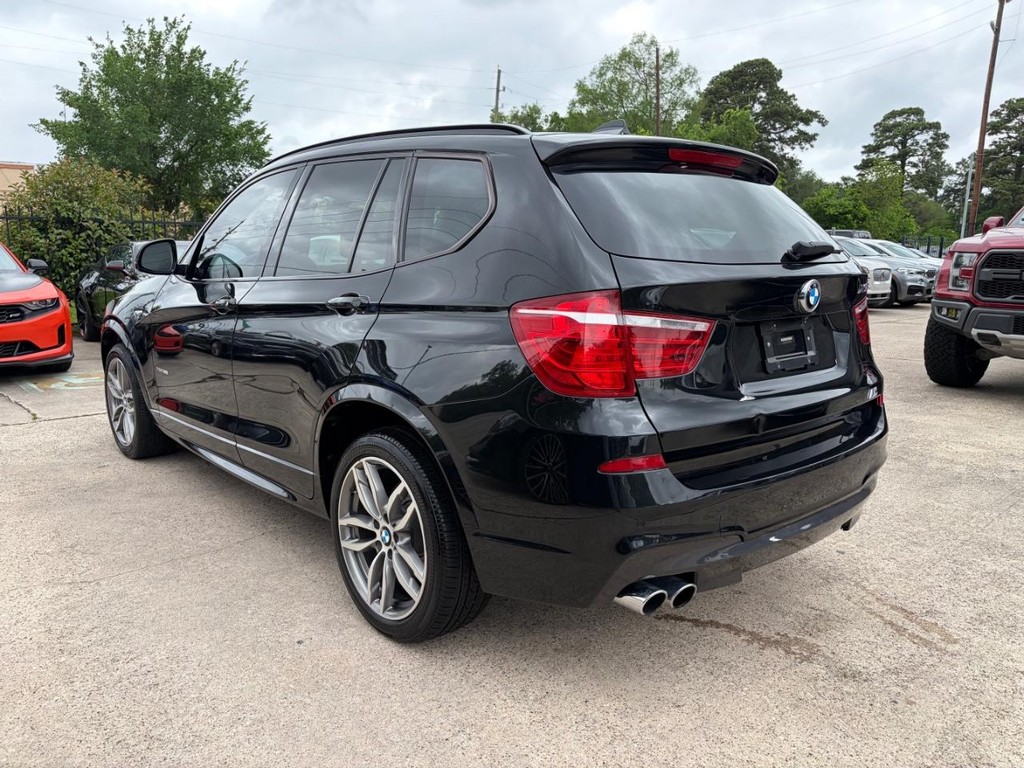 BMW X3 Vehicle Full-screen Gallery Image 08