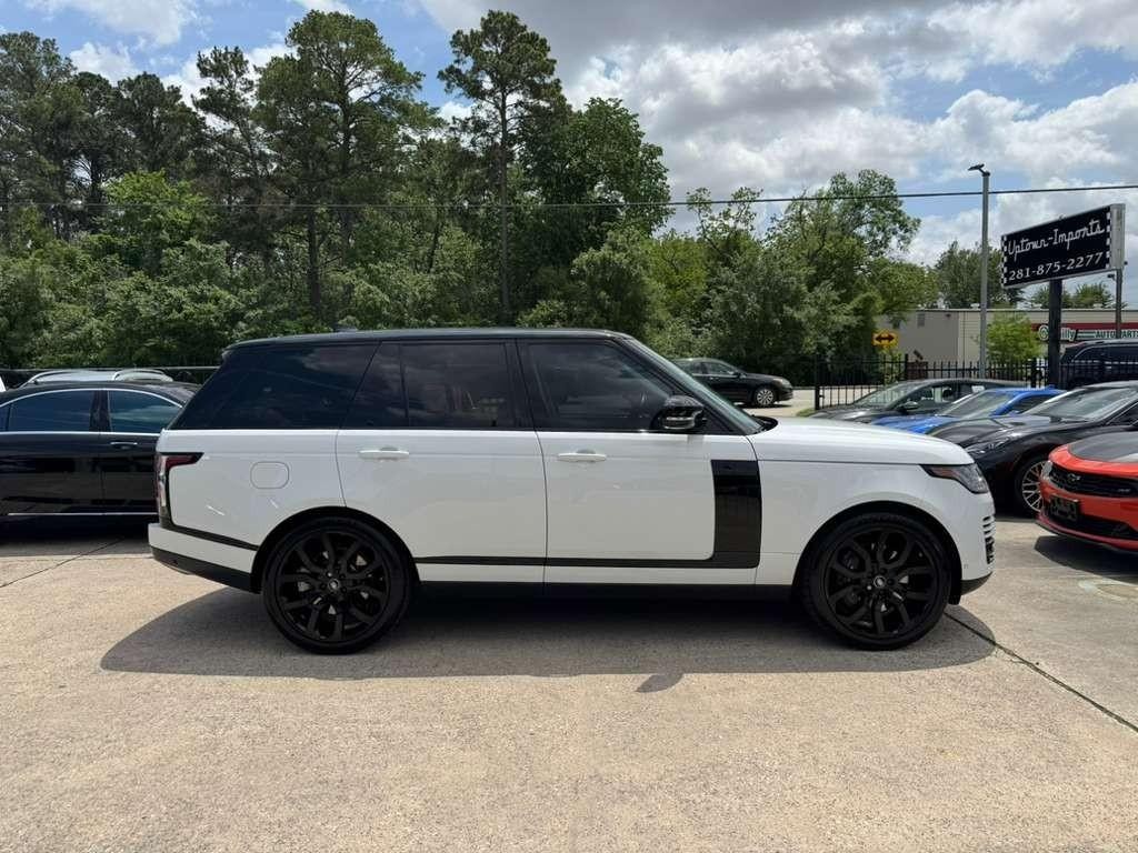 Land Rover Range Rover Vehicle Full-screen Gallery Image 05