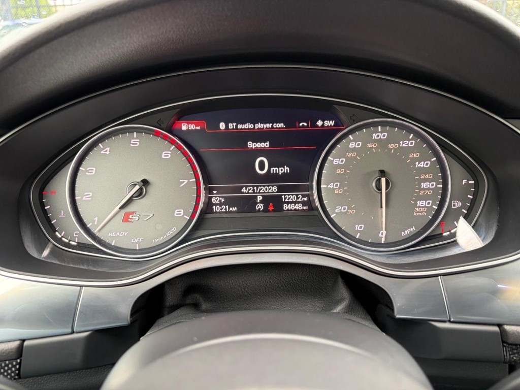 Audi S7 Vehicle Full-screen Gallery Image 06