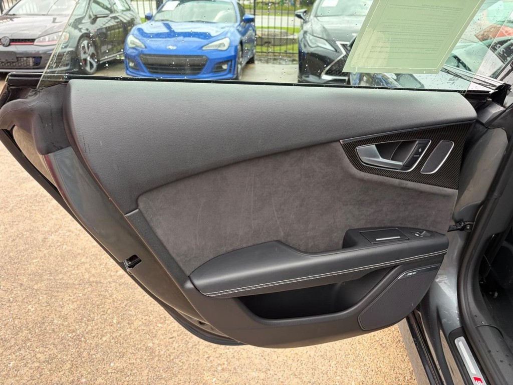 Audi S7 Vehicle Full-screen Gallery Image 19