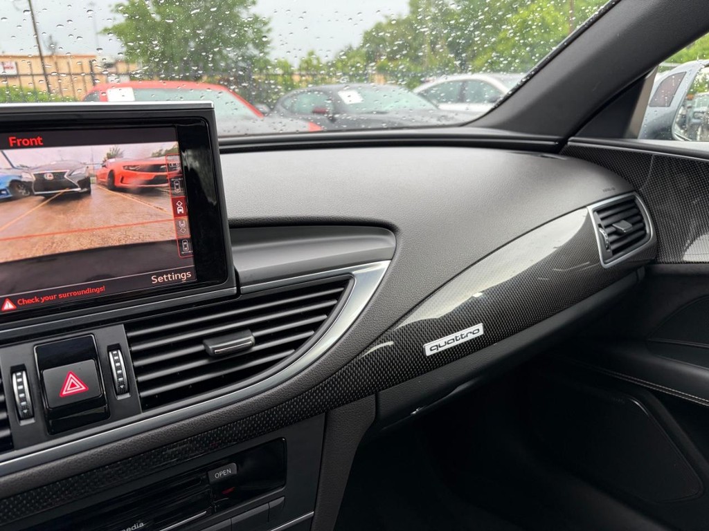 Audi S7 Vehicle Full-screen Gallery Image 26