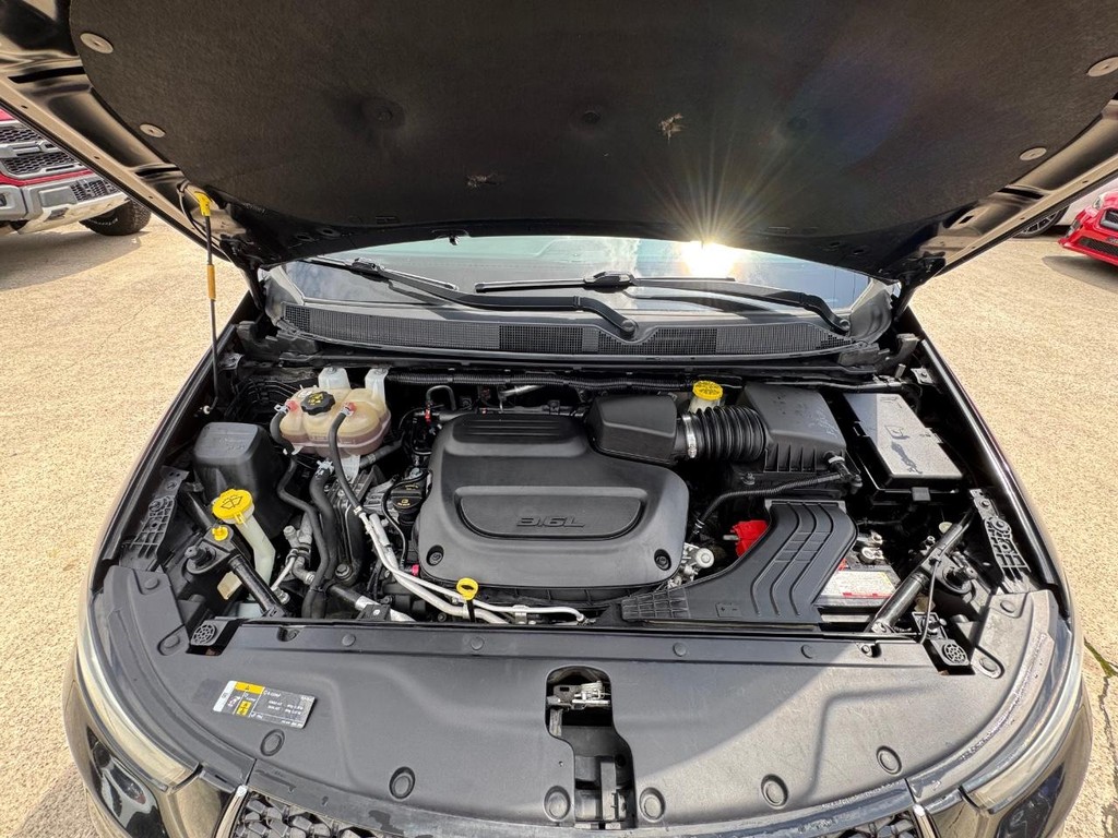 Chrysler Pacifica Vehicle Full-screen Gallery Image 27