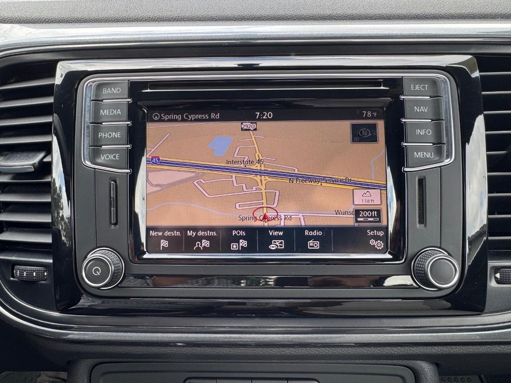 Volkswagen Beetle Vehicle Full-screen Gallery Image 21