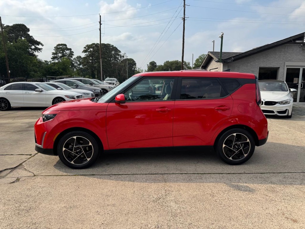 Kia Soul Vehicle Full-screen Gallery Image 09