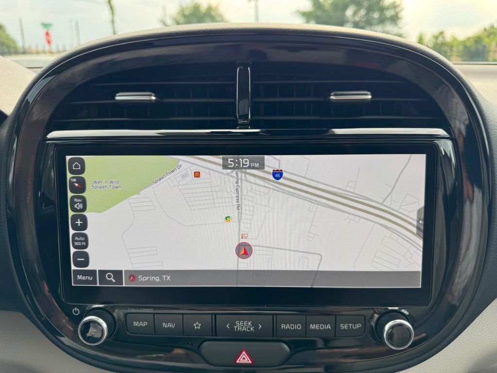 Kia Soul Vehicle Full-screen Gallery Image 22