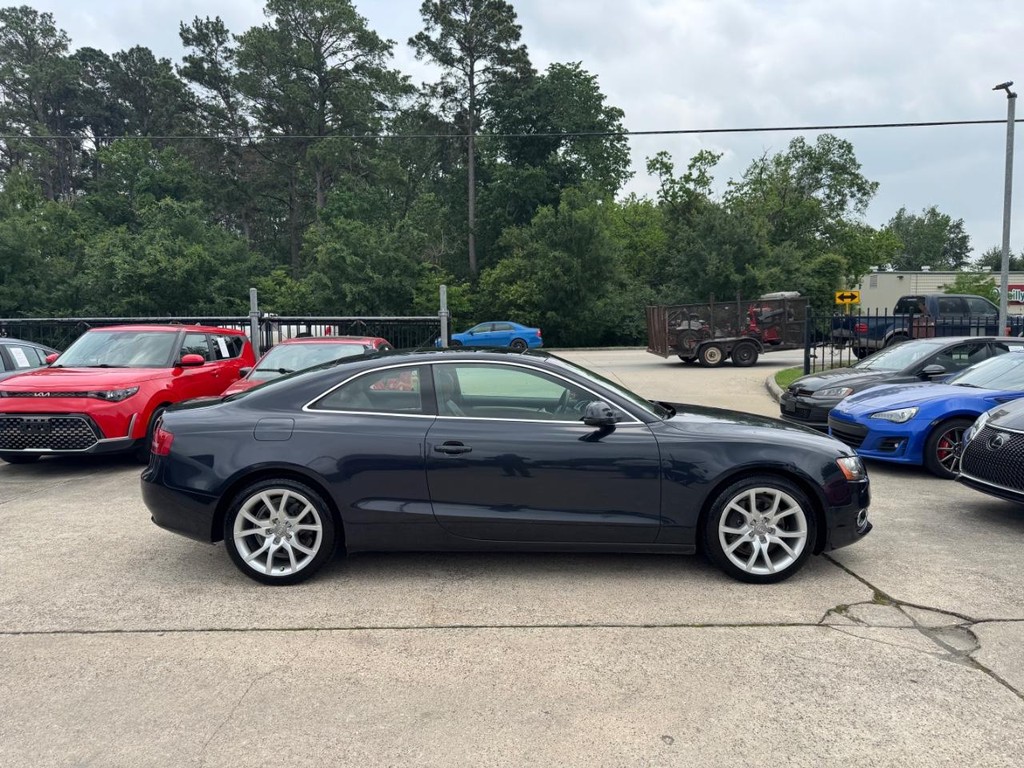 Audi A5 Vehicle Full-screen Gallery Image 05