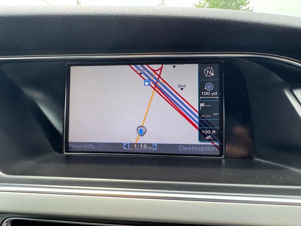 Audi A5 Vehicle Full-screen Gallery Image 22