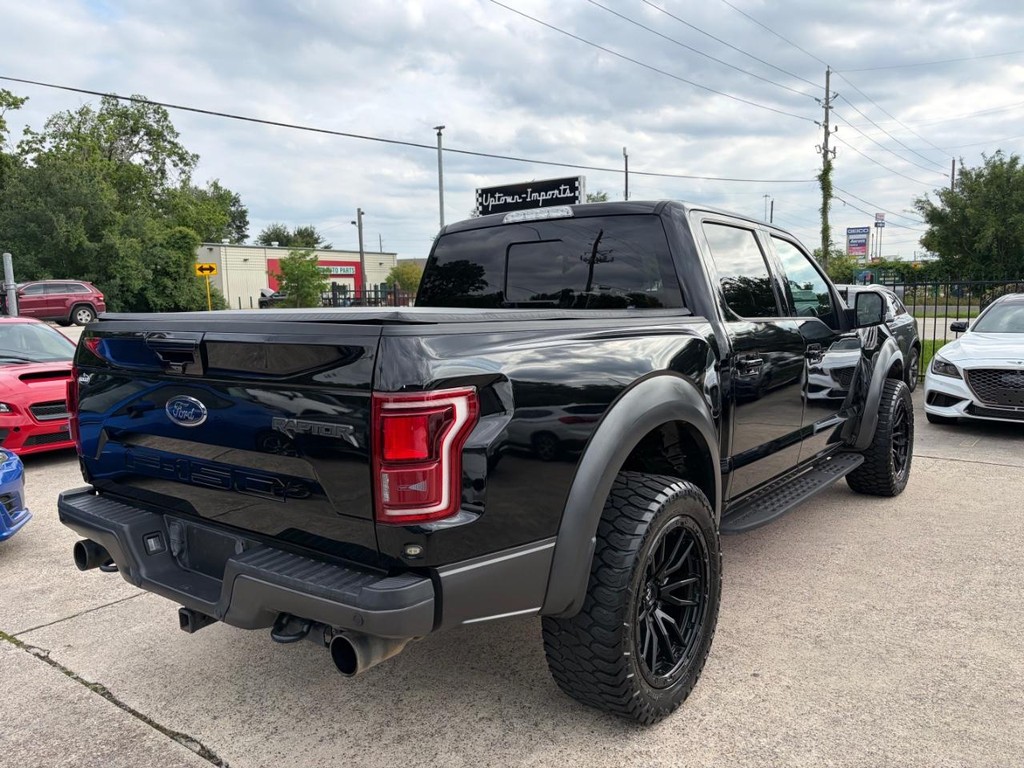 Ford F-150 Vehicle Full-screen Gallery Image 06