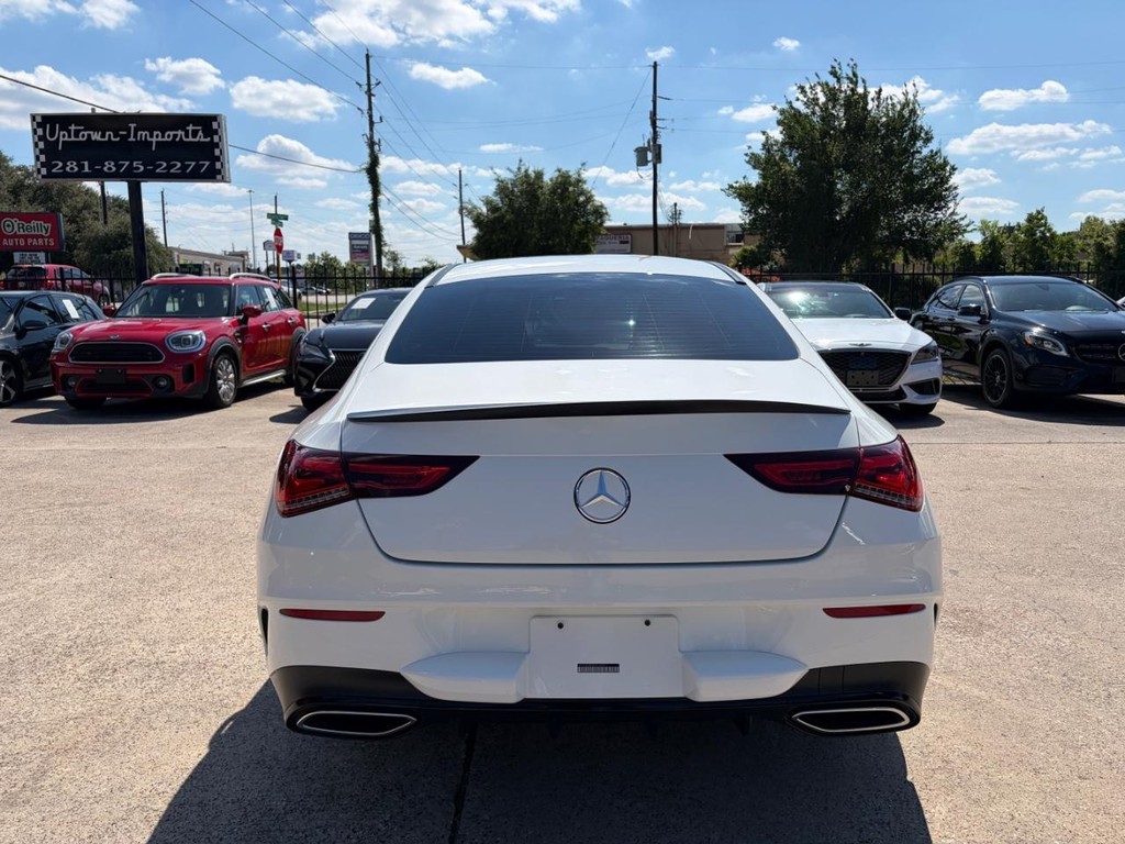Mercedes-Benz CLA 250 Vehicle Full-screen Gallery Image 07