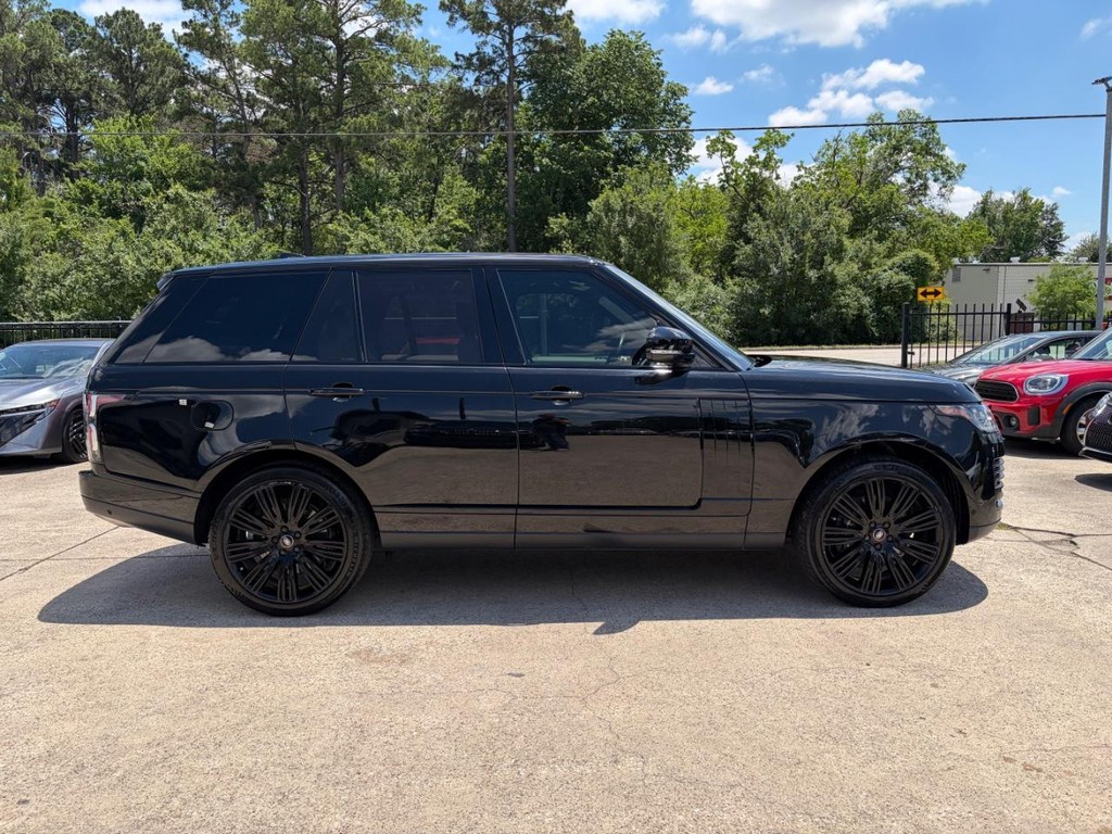 Land Rover Range Rover Vehicle Full-screen Gallery Image 05