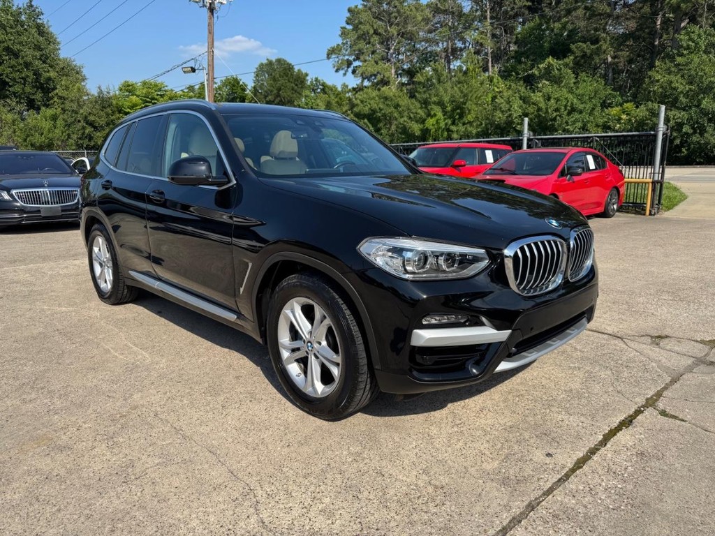 BMW X3 Vehicle Full-screen Gallery Image 04
