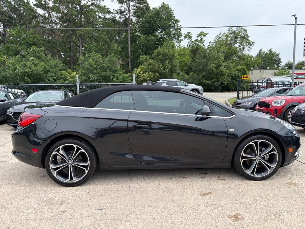 Buick Cascada Vehicle Full-screen Gallery Image 06