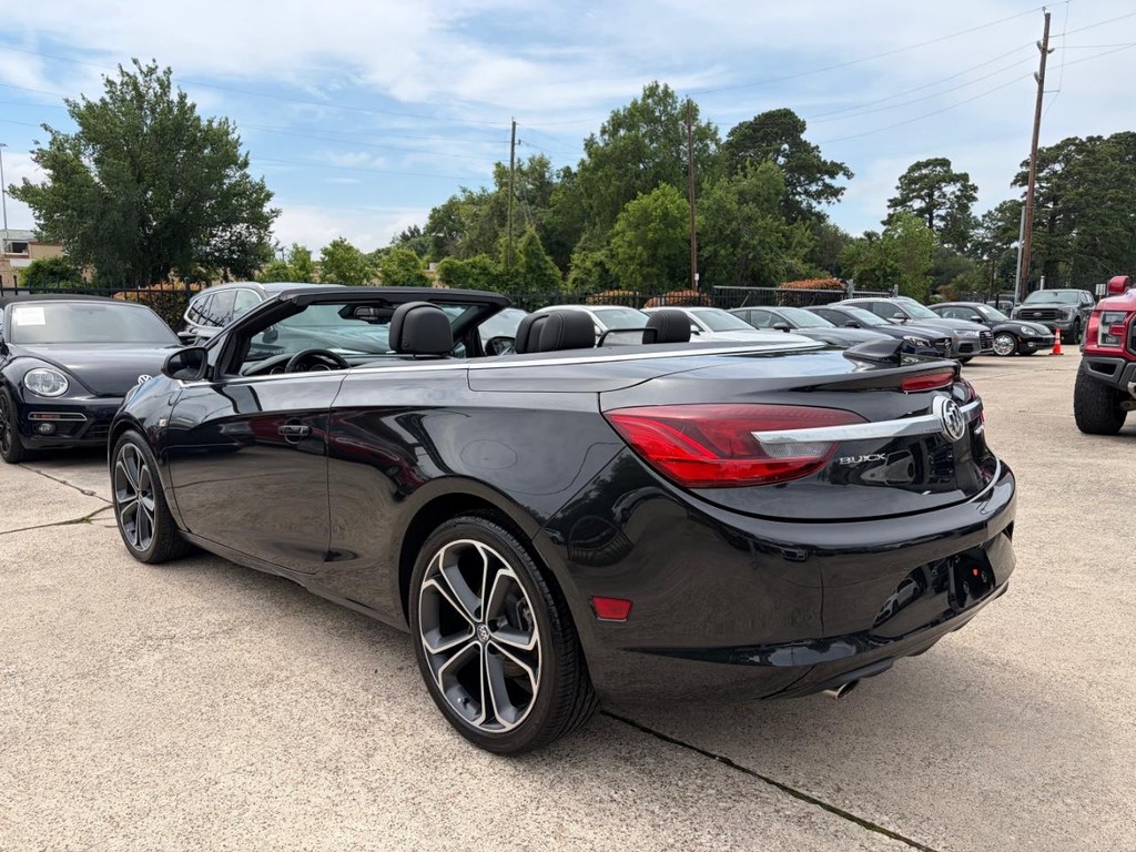 Buick Cascada Vehicle Full-screen Gallery Image 10