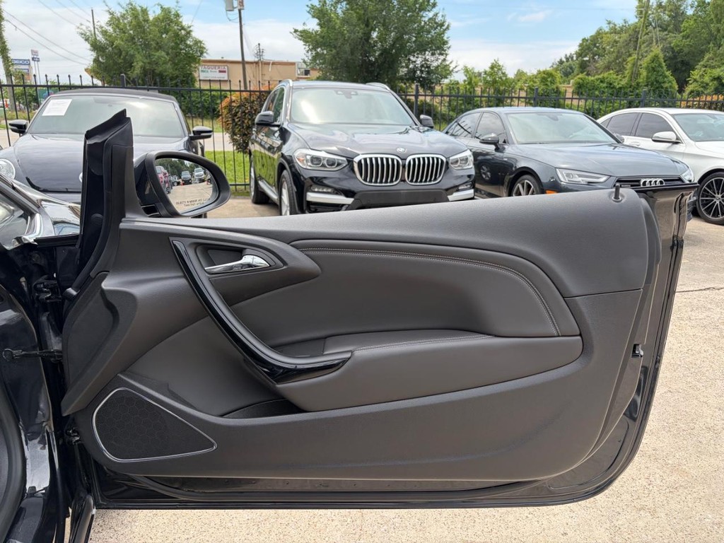 Buick Cascada Vehicle Full-screen Gallery Image 18