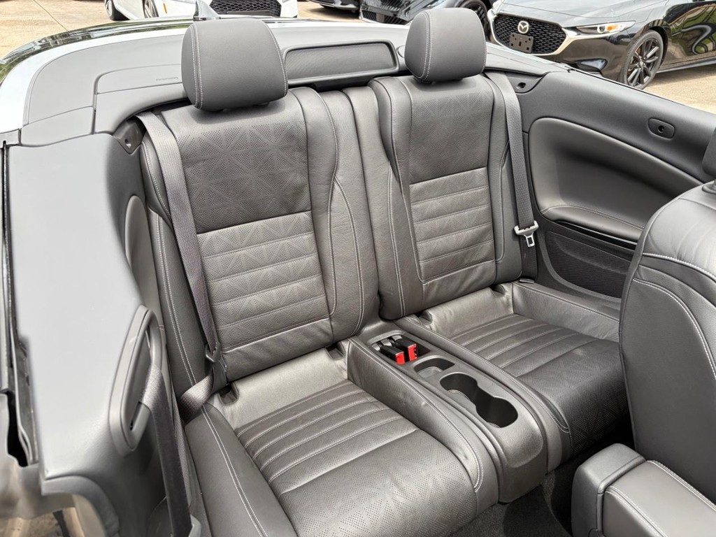 Buick Cascada Vehicle Full-screen Gallery Image 20