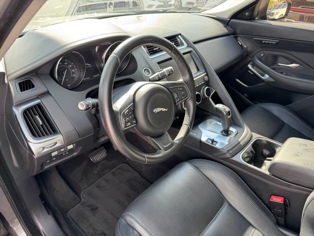Jaguar E-Pace Vehicle Full-screen Gallery Image 10